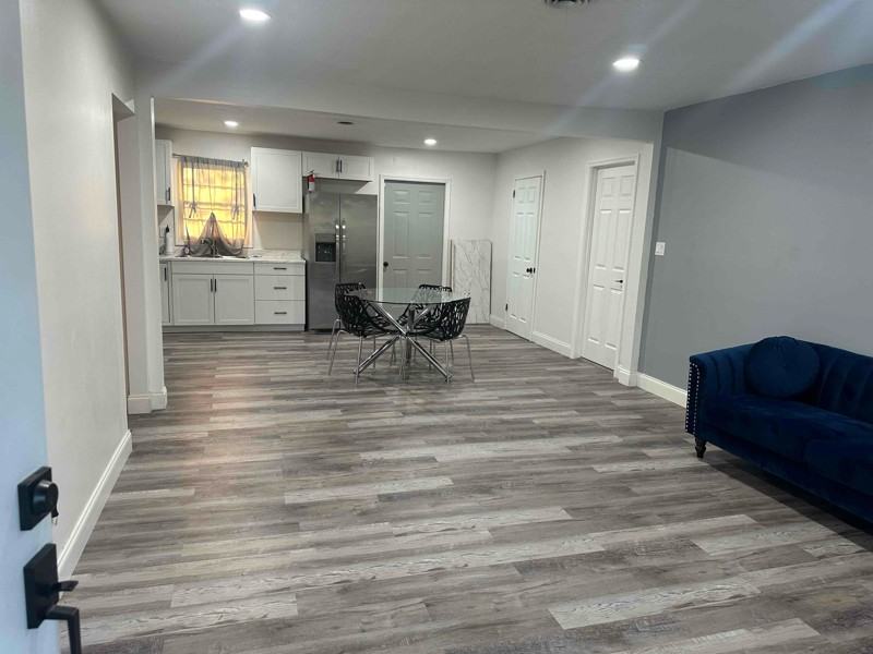 905 Colquitt Cir - Photo 5 of 17