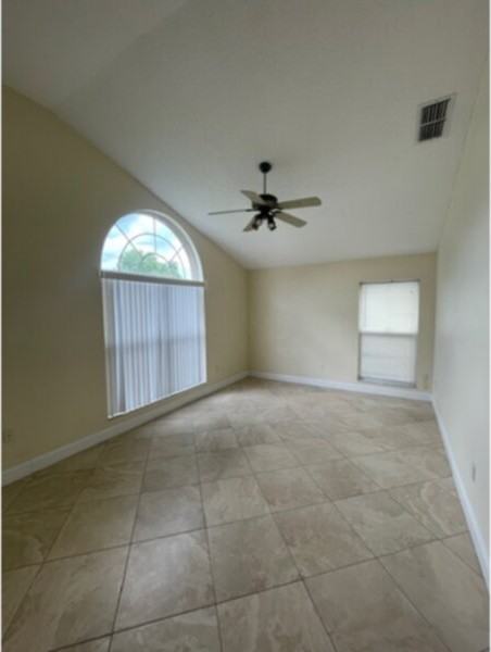 1008 Kelly Creek Cir - Photo 3 of 22