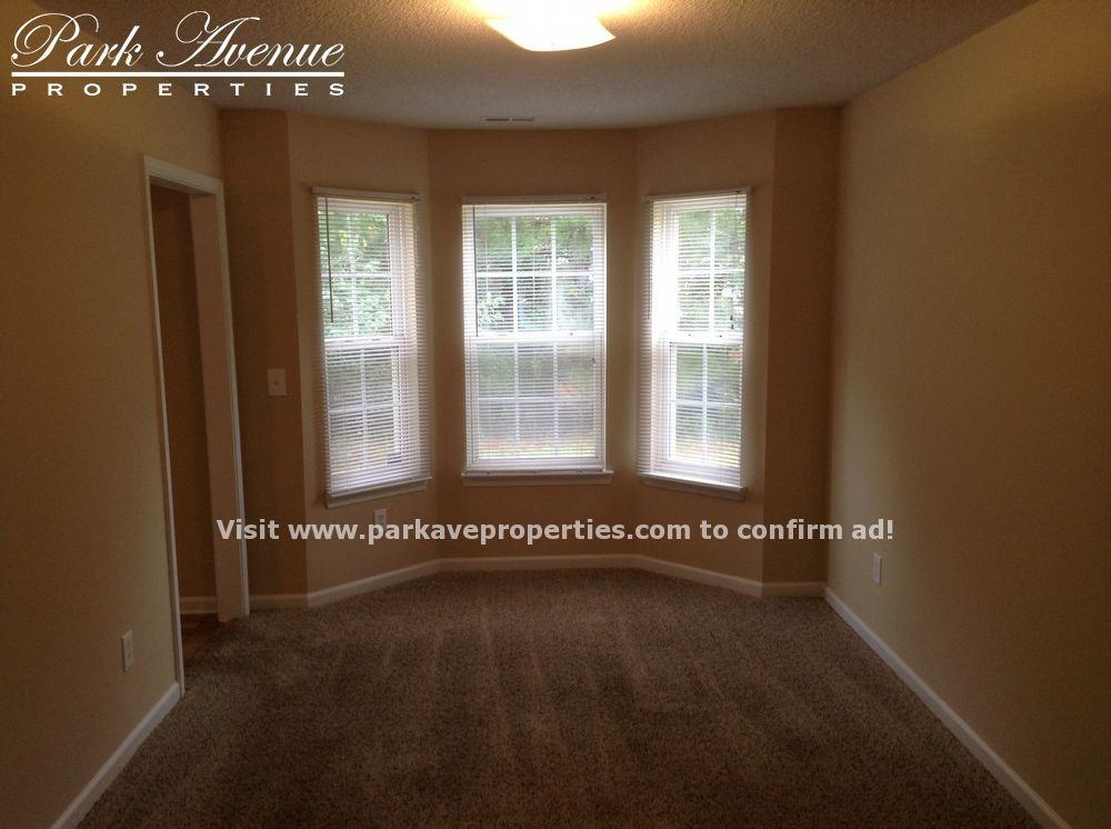 951 Grass Hollow Ct - Photo 3 of 14
