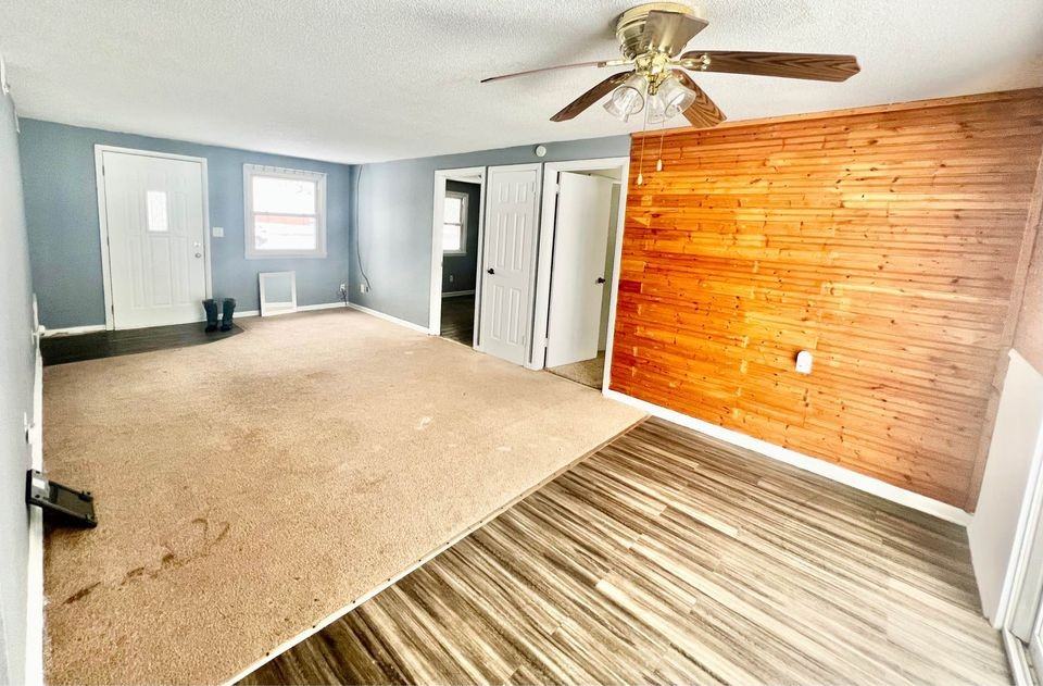 403 2nd Ave Nw #NA - Photo 3 of 13