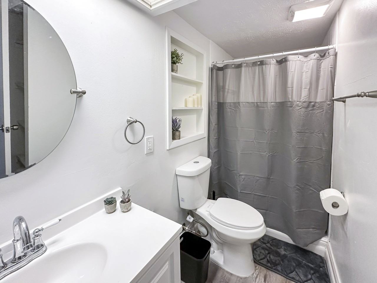 E 120th Ave - Photo 4 of 19