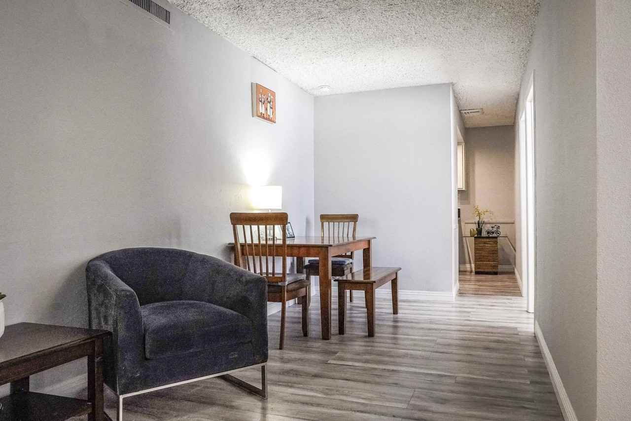 S 14th St - Photo 5 of 10