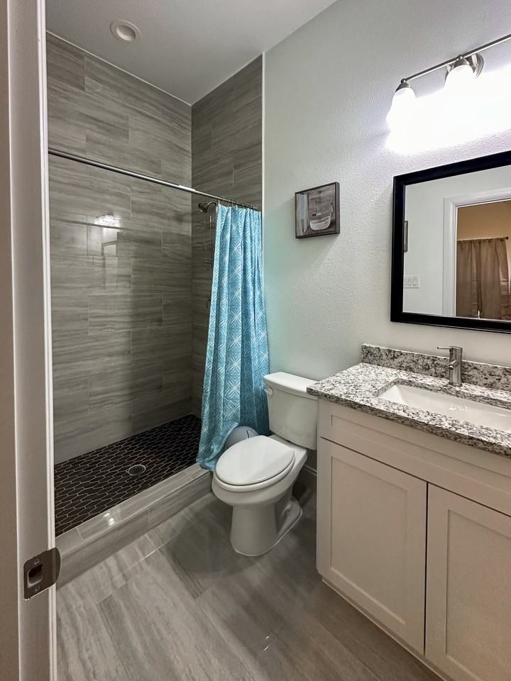 Metropolitan Ave - Photo 3 of 9