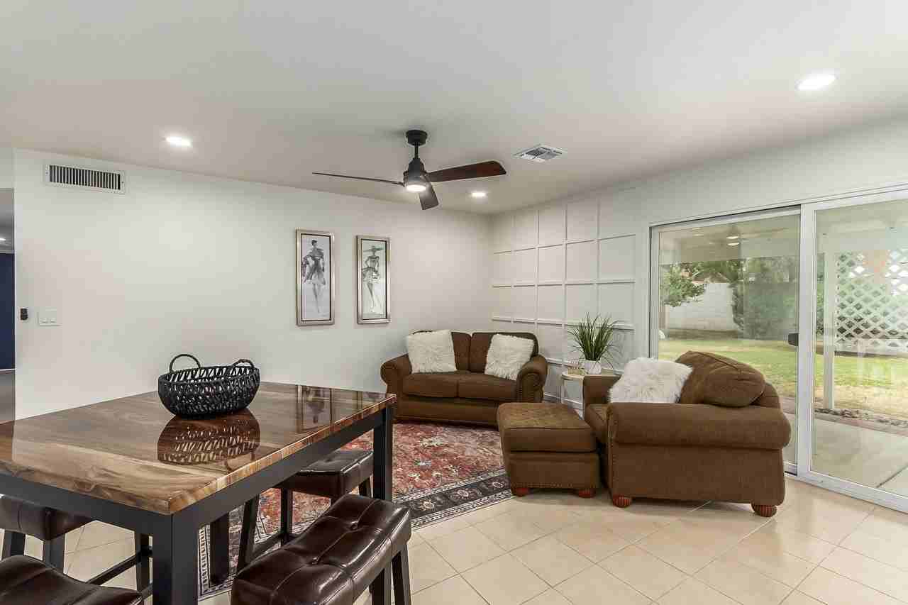 E Glade Ave - Photo 3 of 13