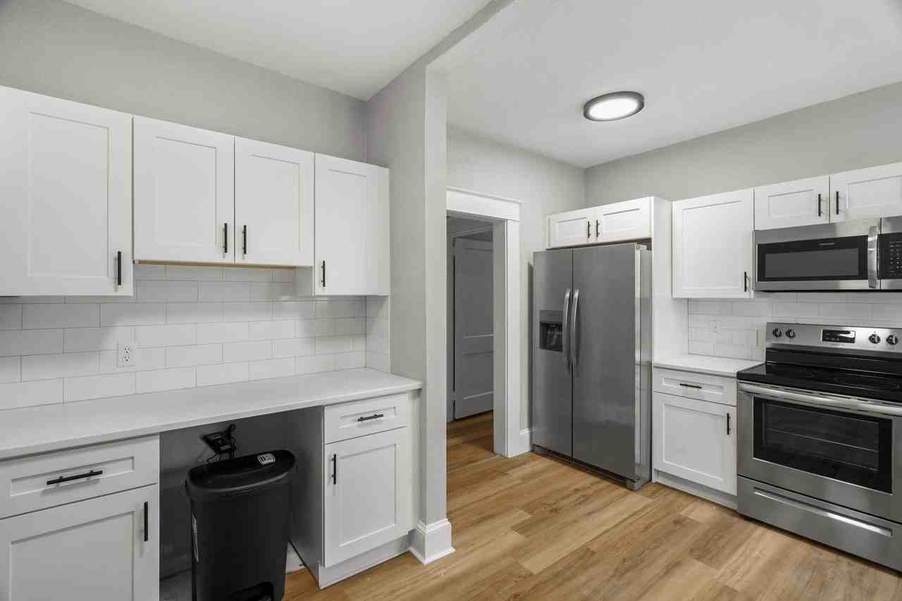 N Munro St - Photo 5 of 9