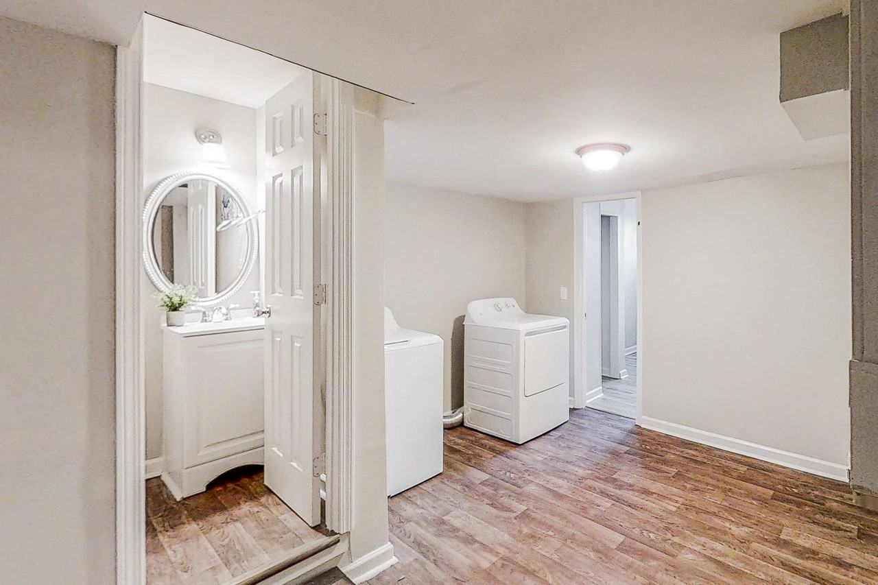 Joan Of Arc Pl - Photo 5 of 11