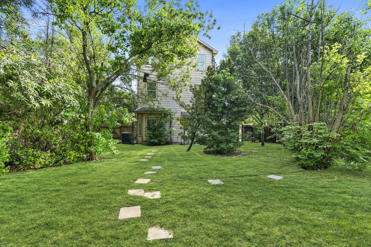 Nathans Park Pl - Photo 7 of 12