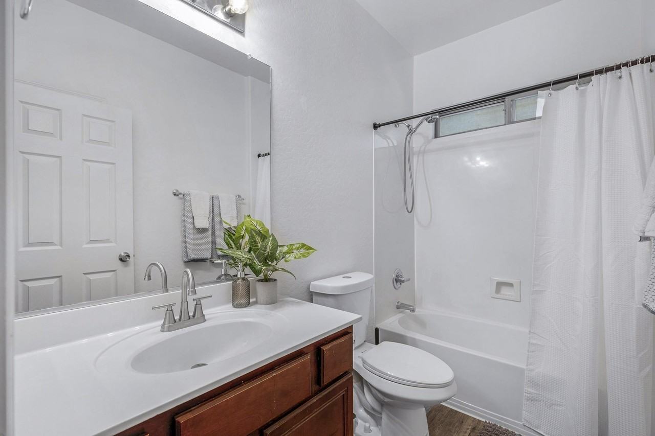 N Jay Cir - Photo 2 of 13