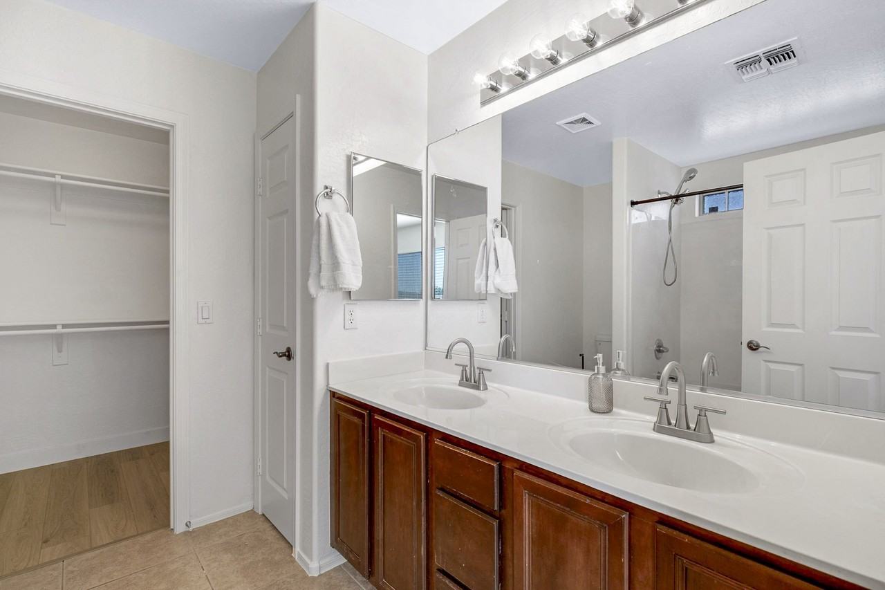 N Jay Cir - Photo 6 of 13