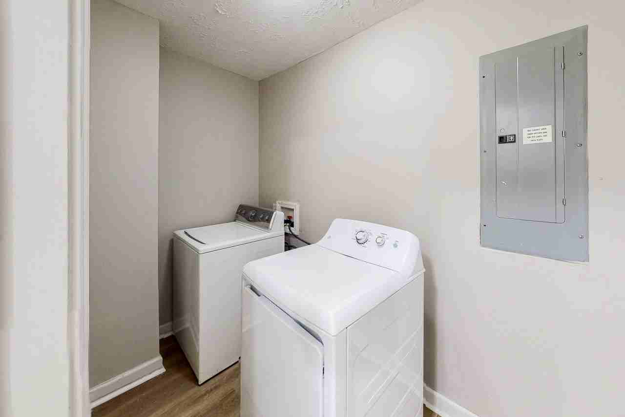 Clevemont Rd - Photo 6 of 11