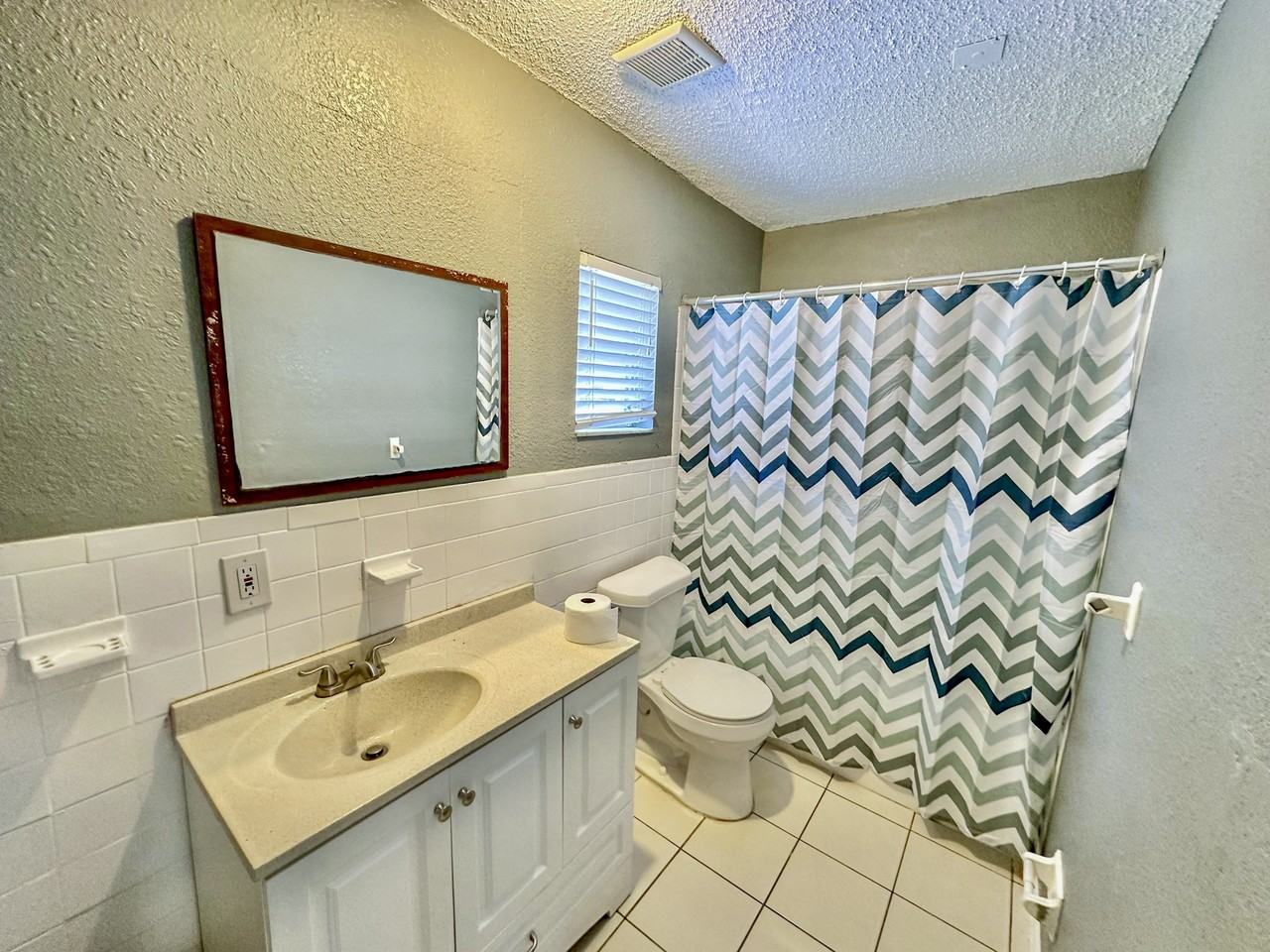 Sun Glo Ave - Photo 2 of 7