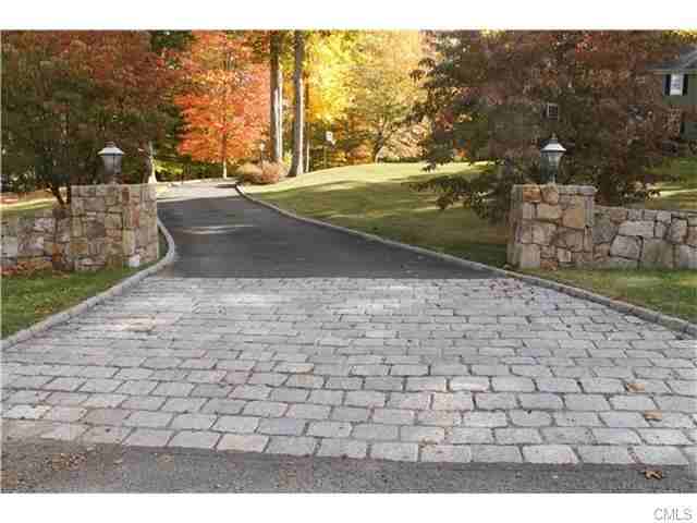 42 Cobblers Mill Rd - Photo 2 of 25