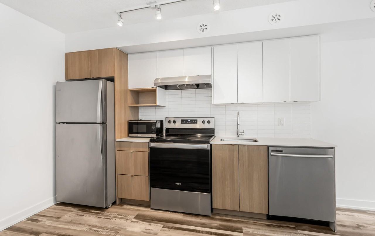 1137 Cooke Boulevard #203 - Photo 5 of 14