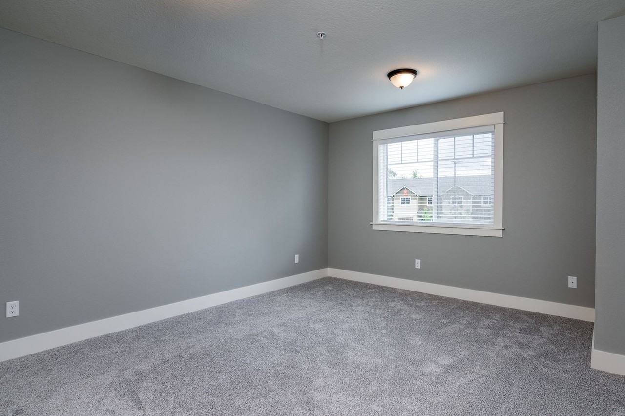 Cherry Park Luxury Townhomes - Photo 7 of 27