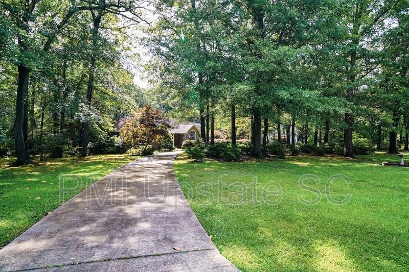 165 Battleground Rd - Photo 4 of 34