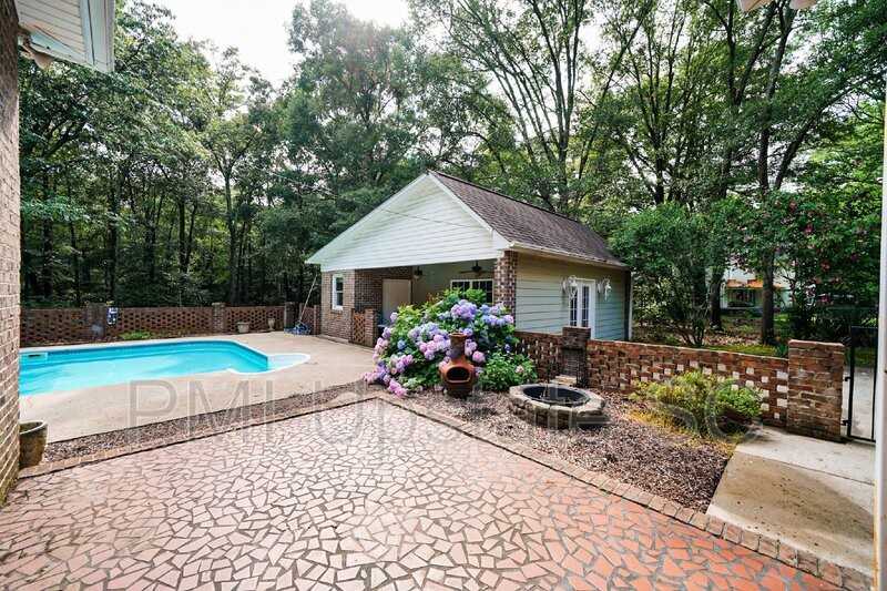 165 Battleground Rd - Photo 5 of 34