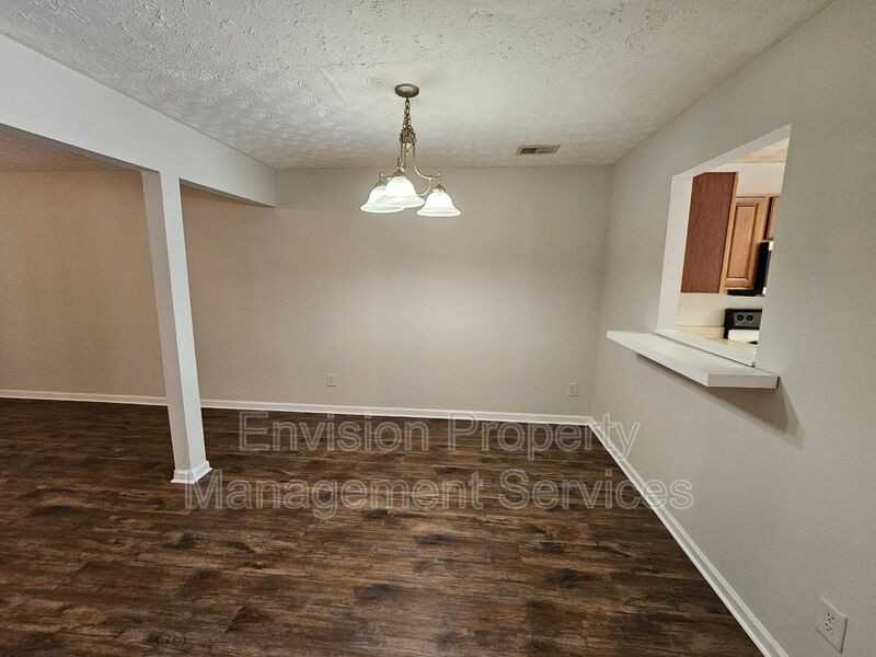 2019 Grove Way - Photo 4 of 33