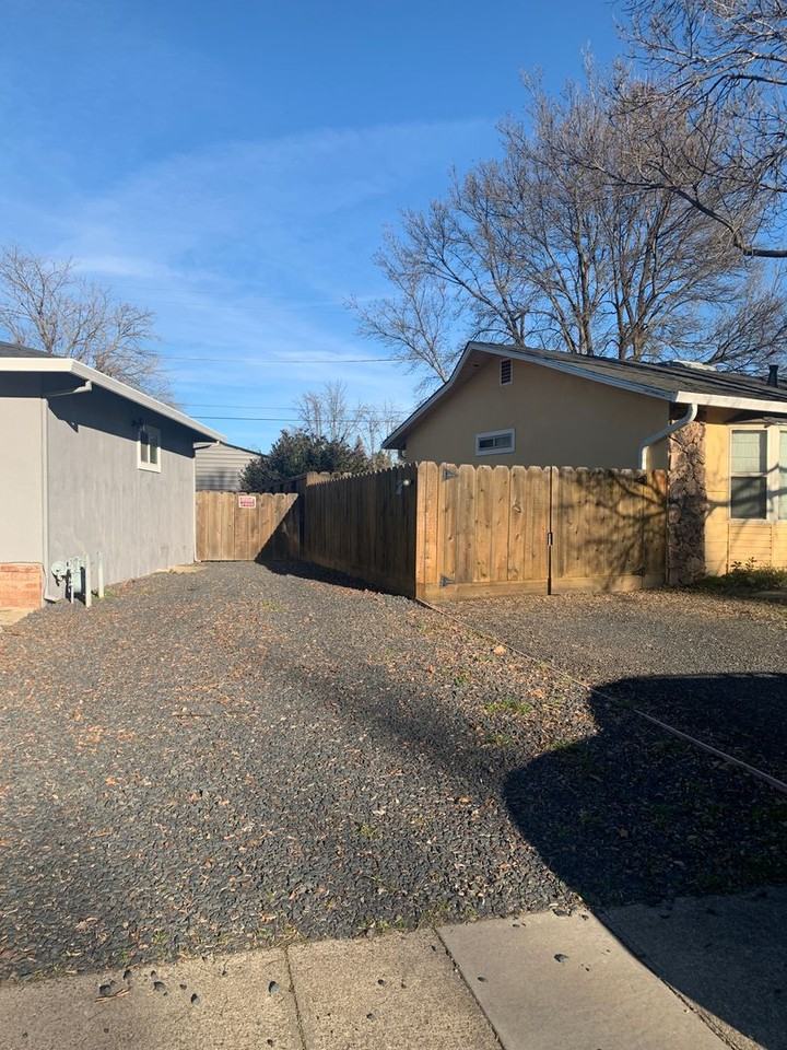 2724 San Jose St - Photo 3 of 20