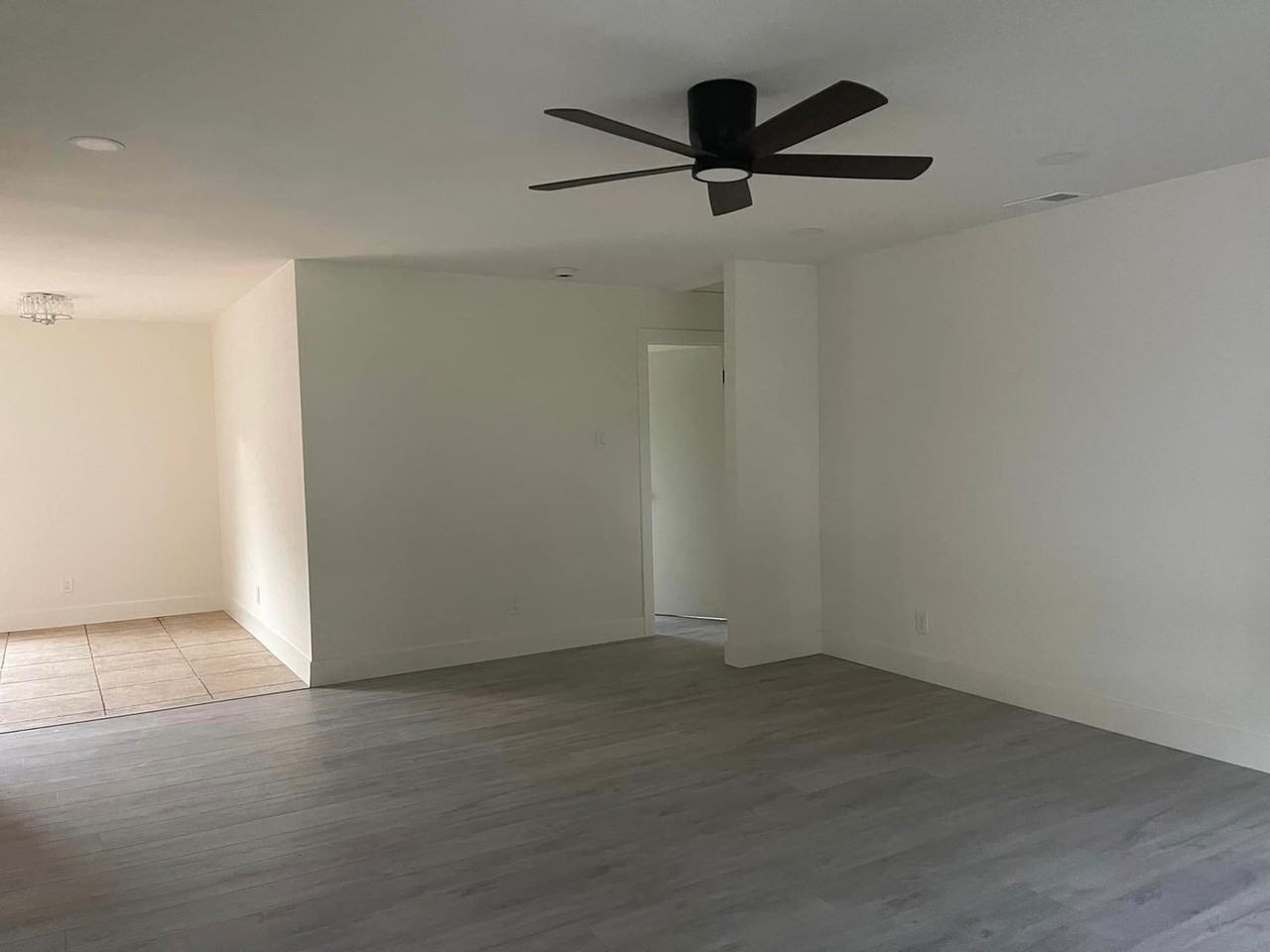7547 Sycamore Dr - Photo 2 of 8