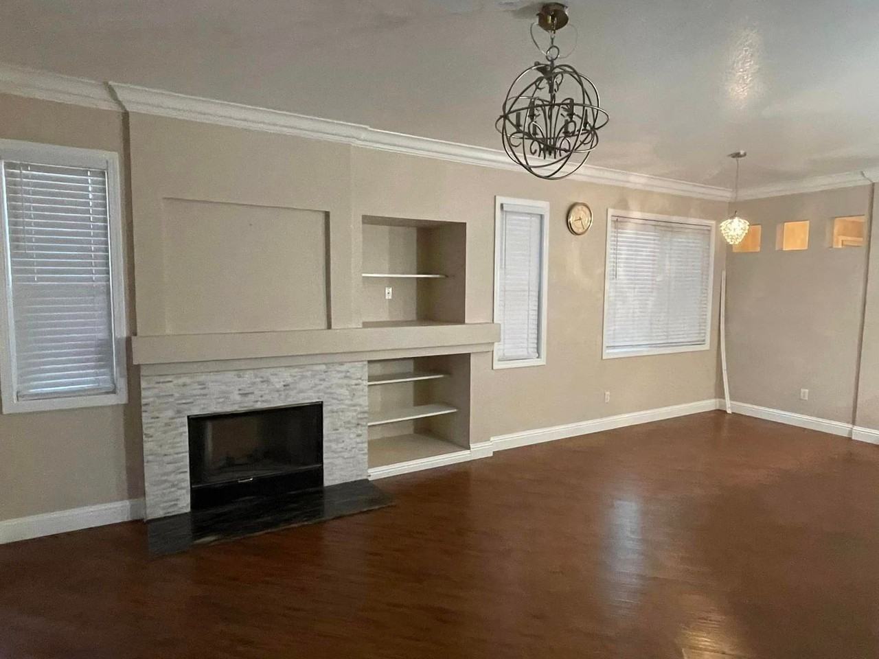 4311 Hedge Ave - Photo 2 of 12