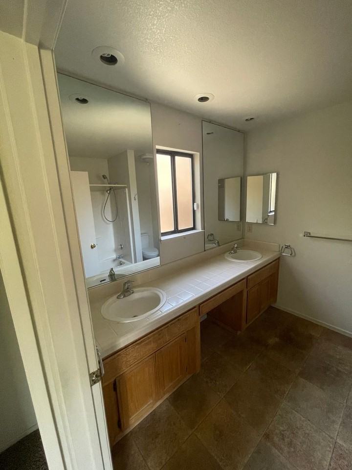 387 Autumn Gold Dr - Photo 4 of 22
