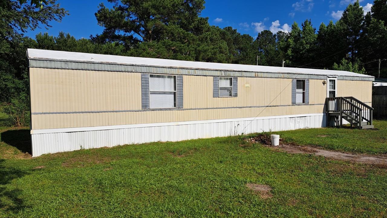 1010 Gadsden Loop #1 - Photo 3 of 35