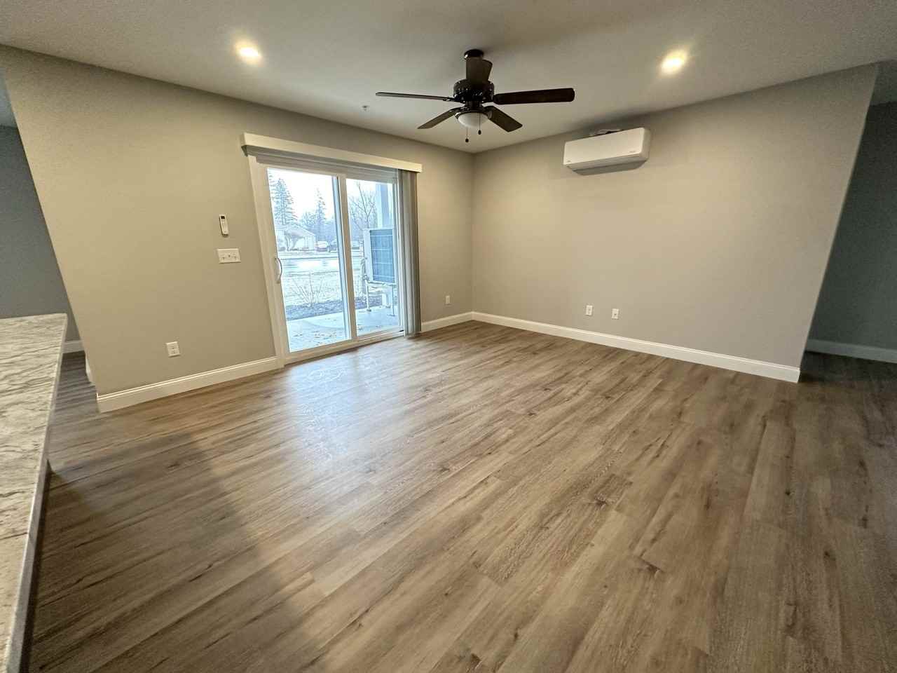 2 - 4 Diane Way - 113 #113 - Photo 7 of 11