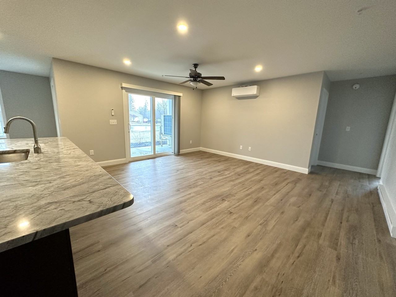 2 - 4 Diane Way - 116 #116 - Photo 4 of 21