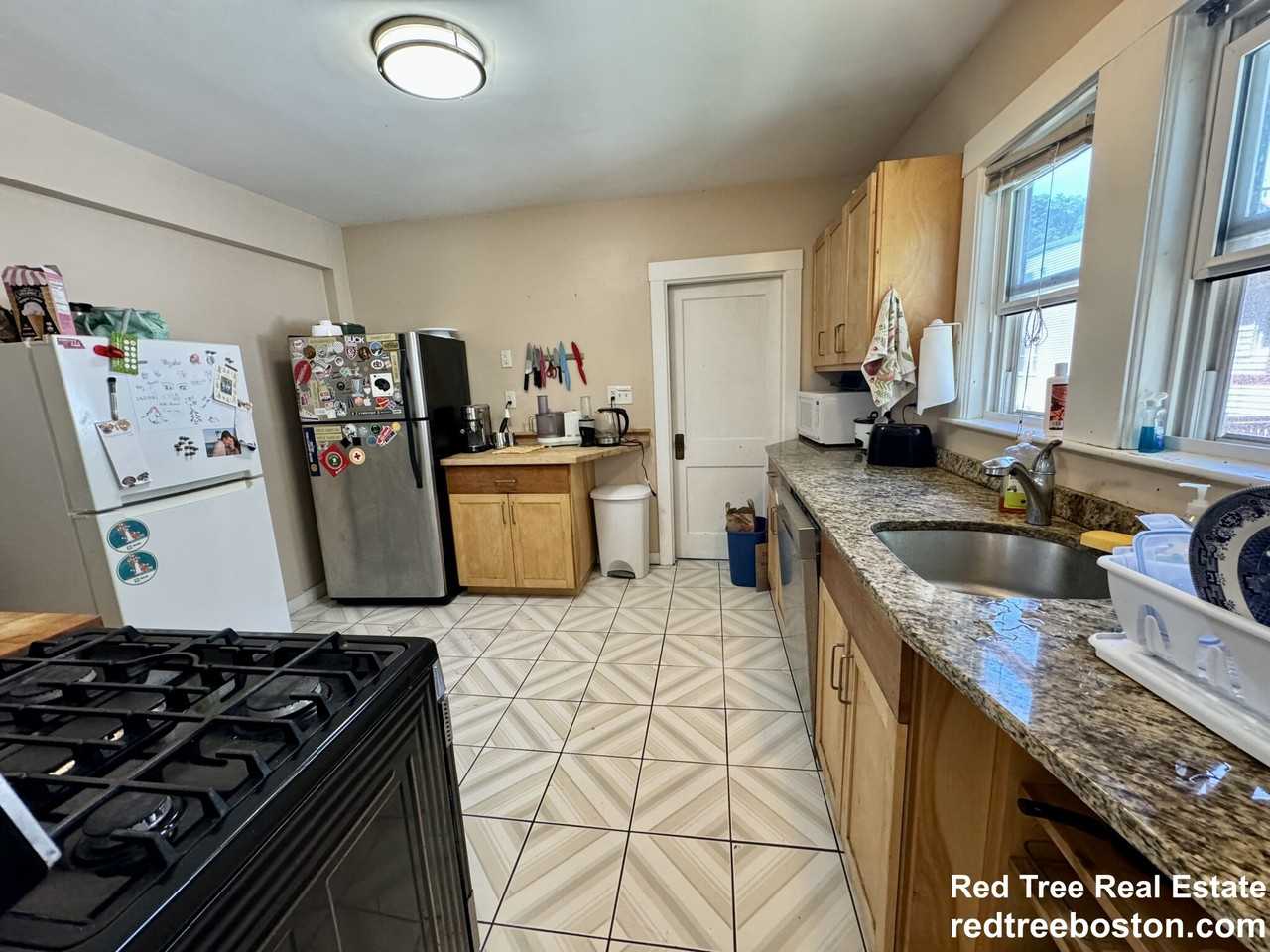 39 Westford St #2 - Photo 3 of 29