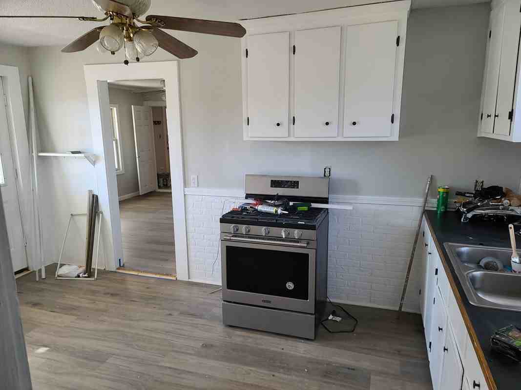 571 Main St Unit 2 - Photo 2 of 24