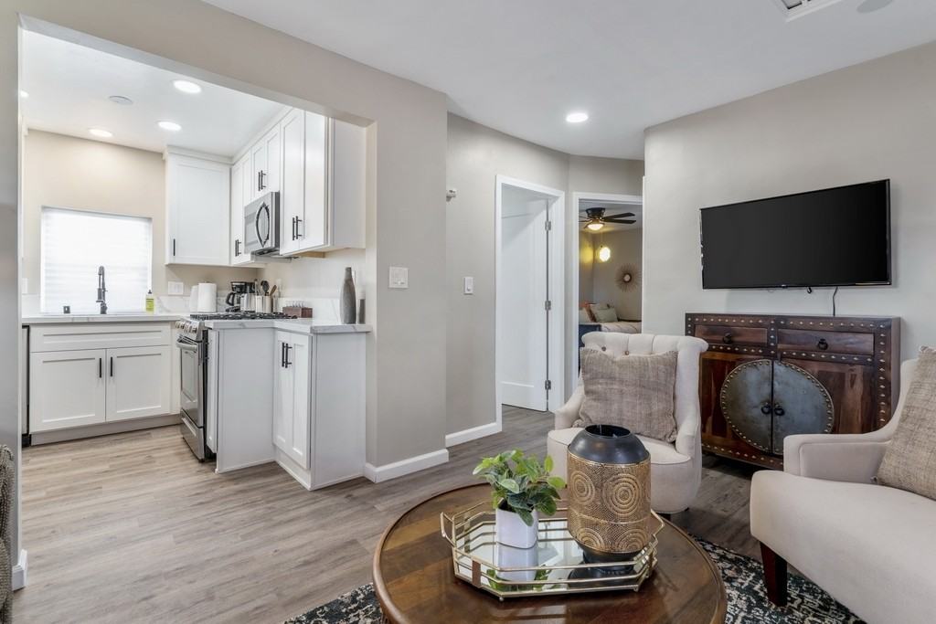 2074 Newton Ave #B - Photo 6 of 22