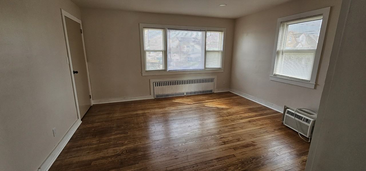 370 President St #1 - Photo 2 of 16