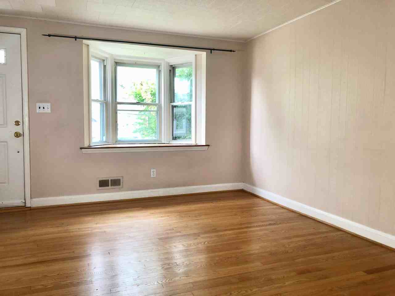 1622 Hardwick Rd - Photo 3 of 22