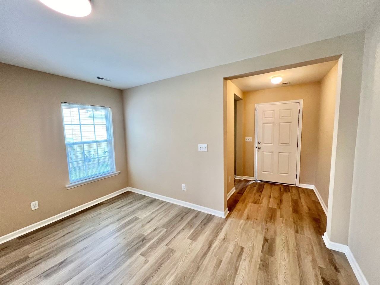 2829 Roundleaf Ct - Photo 3 of 24