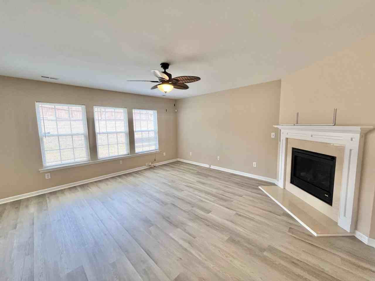 2829 Roundleaf Ct - Photo 6 of 24
