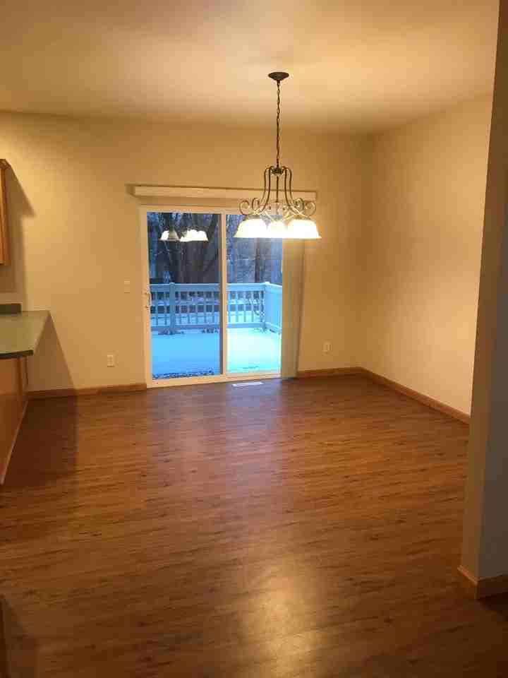 2100 River Point Ct - Photo 3 of 39