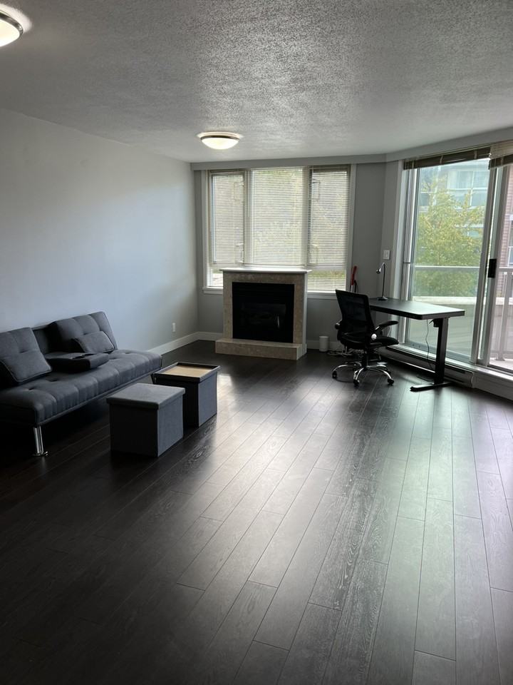 5860 Dover Cres - Photo 4 of 9