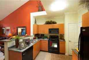 1002 Ross Ave - Photo 1 of 1