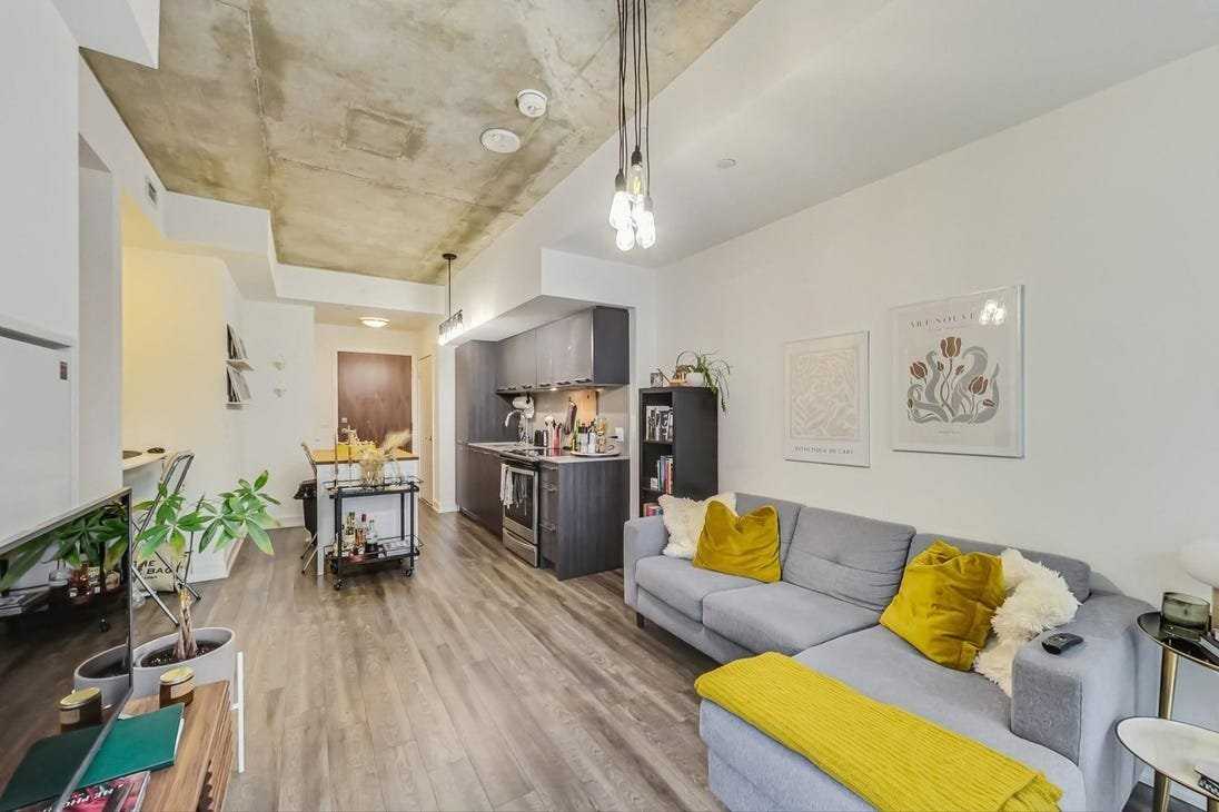 11159 Vance Jackson Rd #3305-3 - Photo 2 of 4