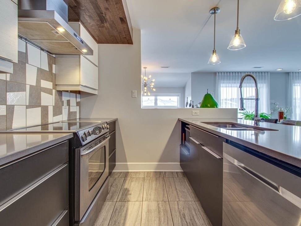 4951 Woodway Dr #1233A - Photo 2 of 4