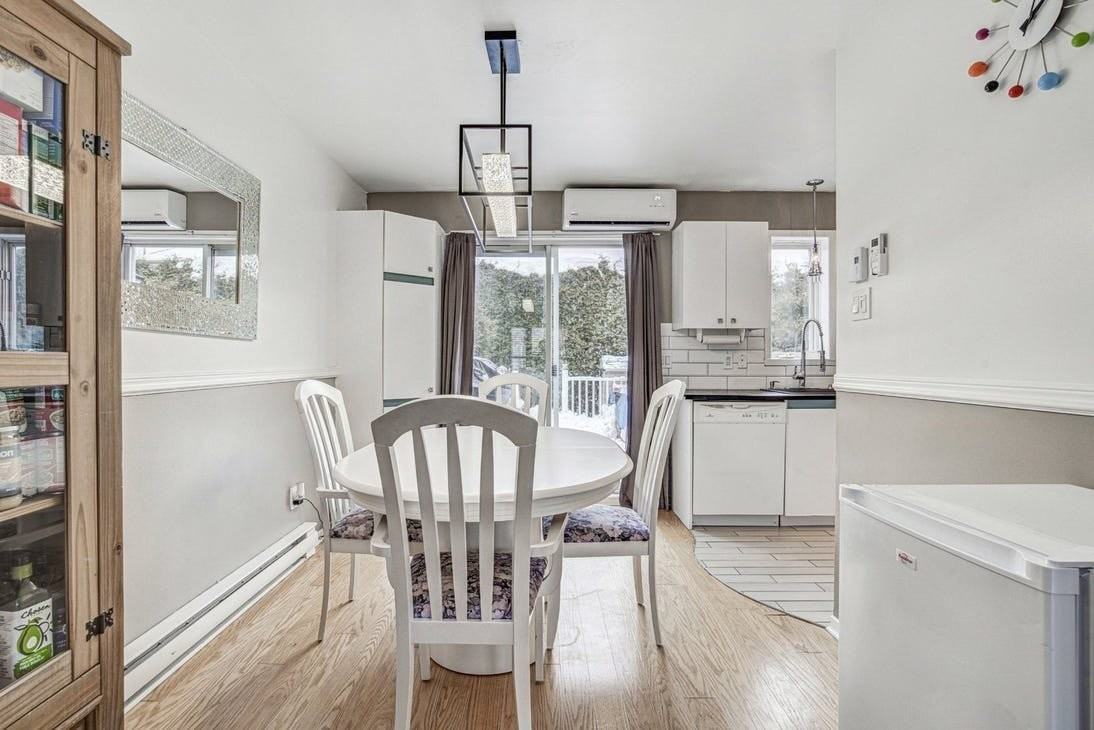 50 Briar Hollow Lane #1073C - Photo 2 of 4