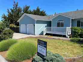2240 Sw 16th Ave - Photo 1 of 1