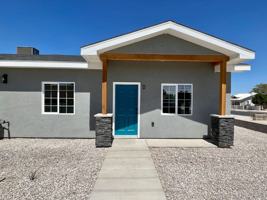 featured image of 578 S 1st Ave