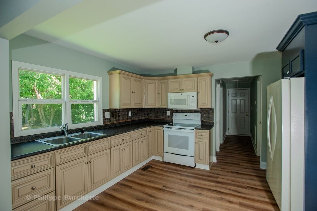 313 Burch Ave - Photo 3 of 21