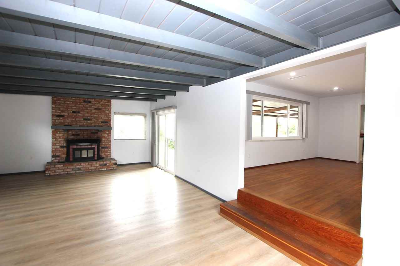 4879 Frink Ave - Photo 3 of 21