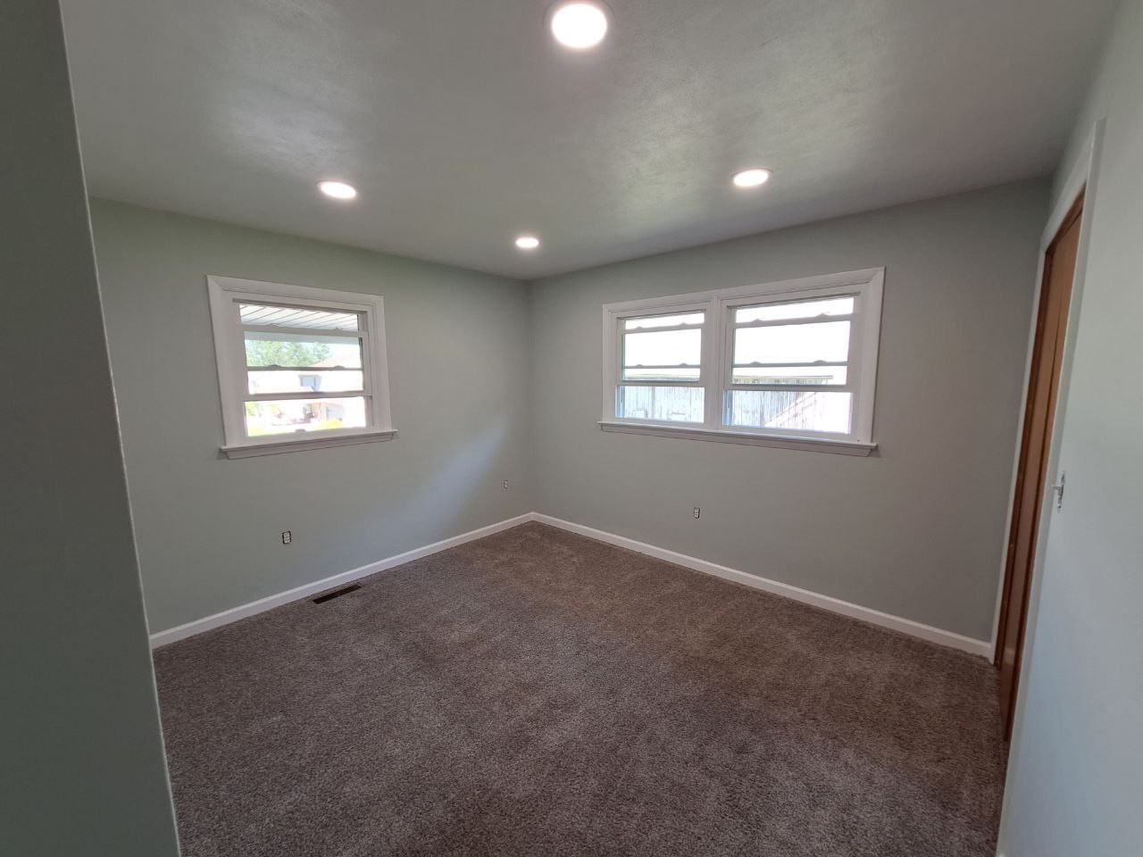 1808 Oberlin Rd #NA - Photo 3 of 3