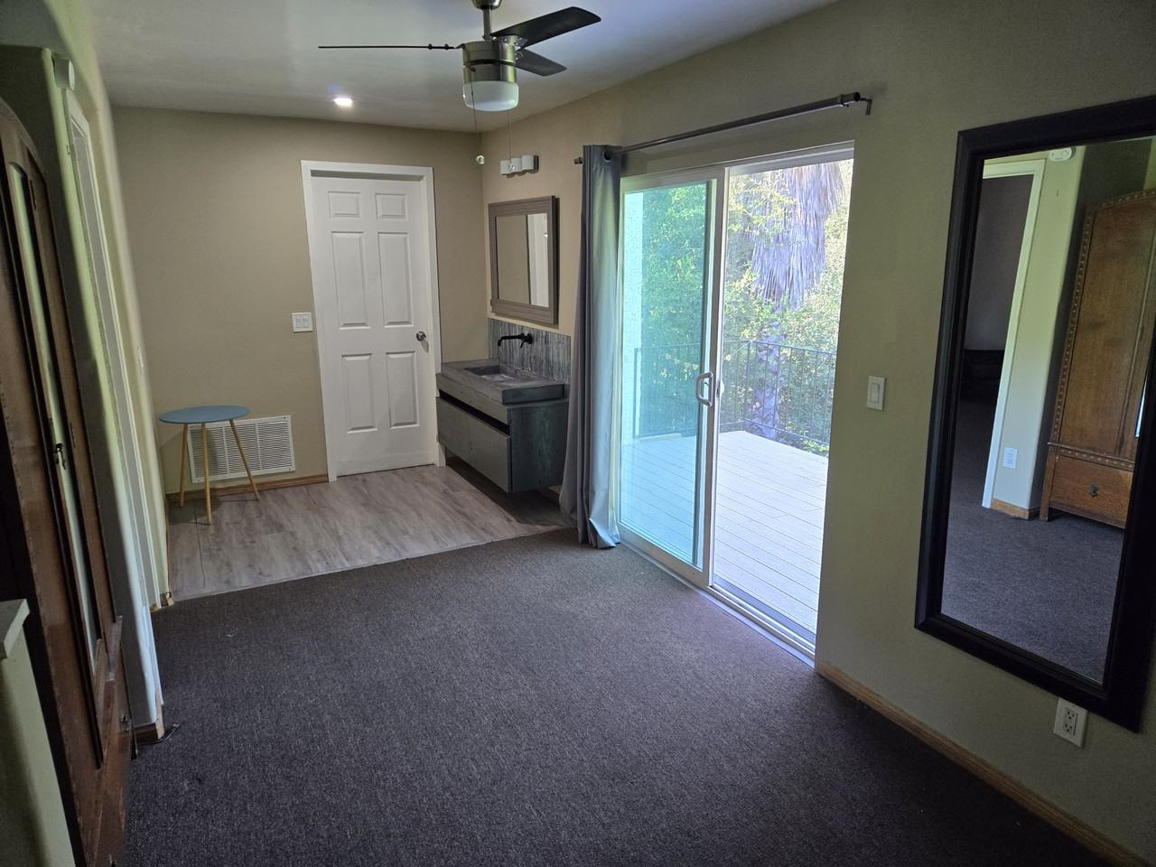 2804 N Grand Ave #2 - Photo 2 of 9