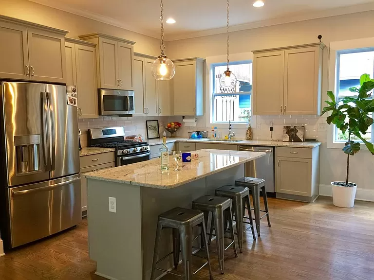 2093 Callaway Ct Nw - Photo 3 of 9