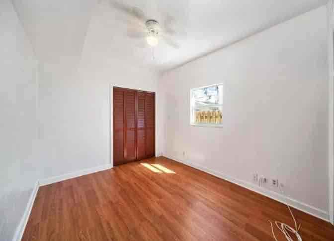 625 Selkirk St - Photo 7 of 16