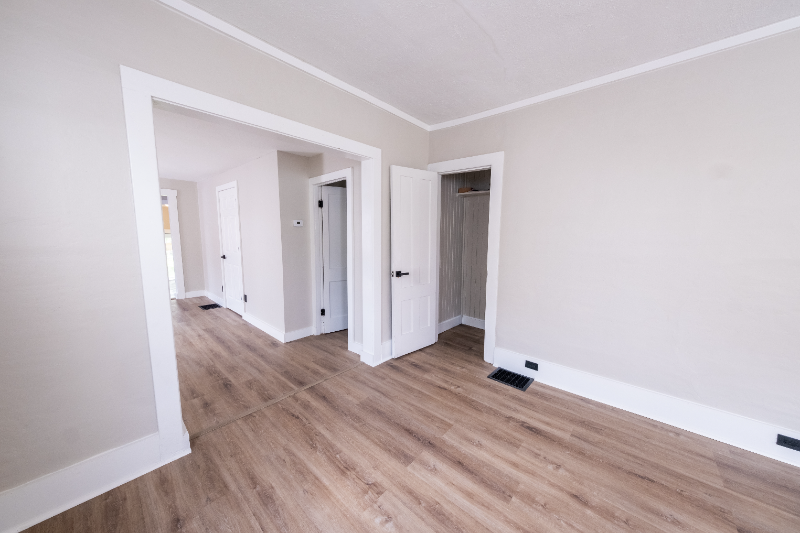 131 Bristol St - Photo 2 of 16